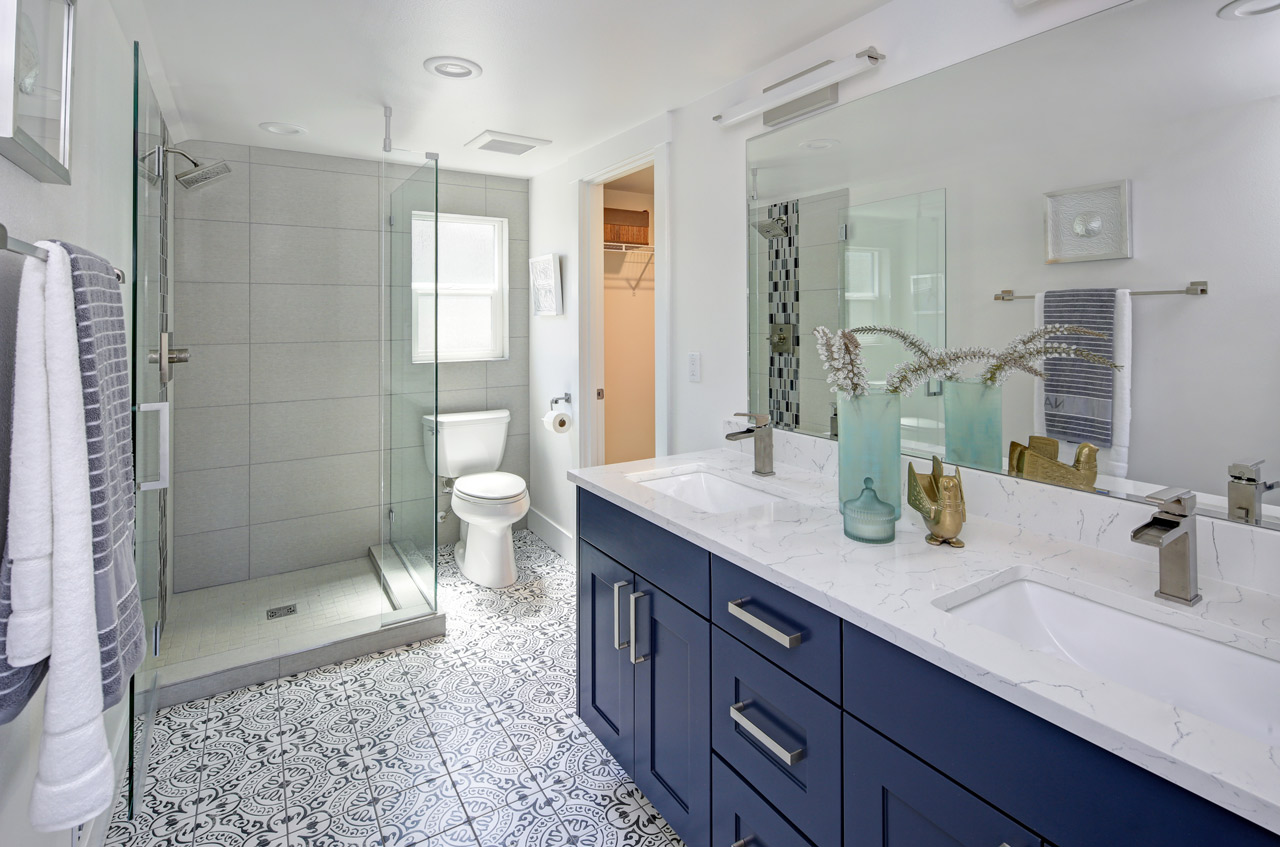 Remodelled bathroom by BN Builders